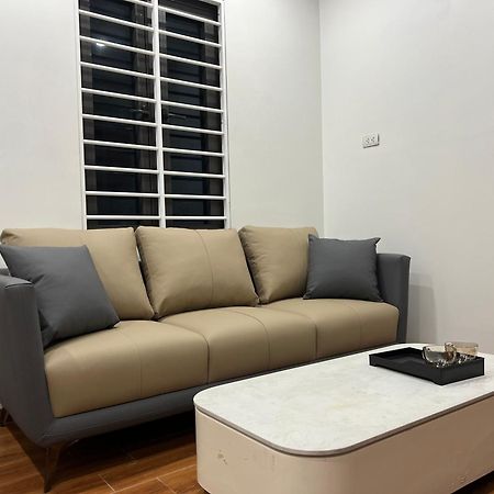 Venus Apartment Trung Phung Hanoi Esterno foto